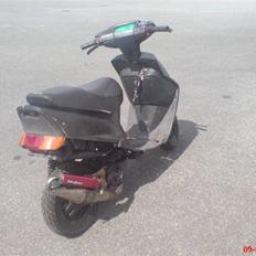Yamaha Axis  ( BYTTET )