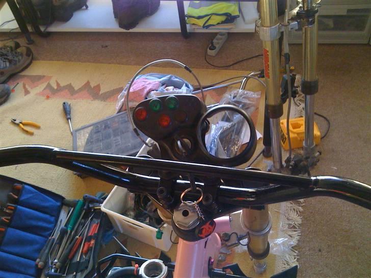 Suzuki RMX Under ombygning billede 15