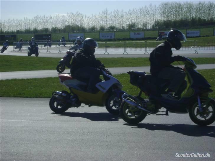 Aprilia sr lcdd marcipanfræsseren solgt  billede 10