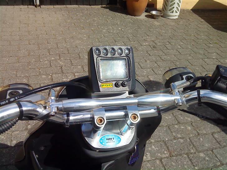 PGO PMX NAKED  SOLGT billede 2