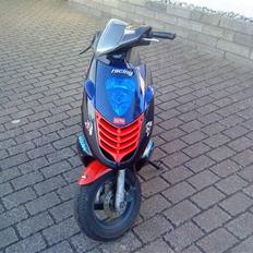Aprilia sonic ap slogt