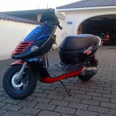 Aprilia sonic ap slogt