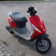 Piaggio Zip SOLGT!
