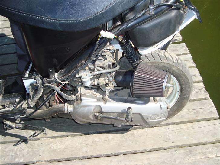 PGO Comet - som den står nu med powerluft filter billede 5