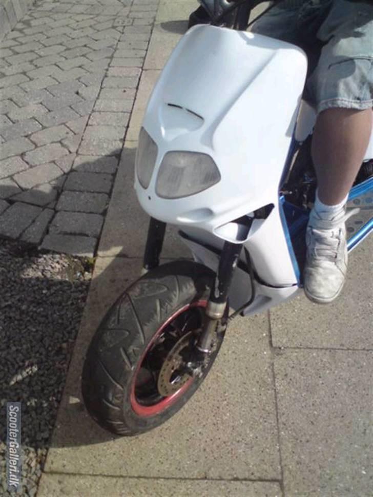 Aprilia rally  ( solgt ) billede 4