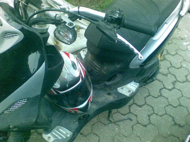 PGO pmx naked byttet billede 2