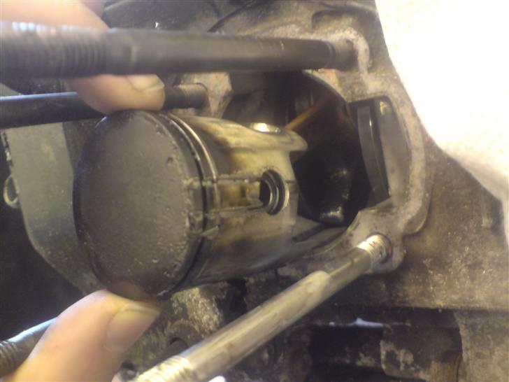 Yamaha Aerox - uha... en låse-ring var sprunget ud under kørsel, så ny cylle (er ordnet) billede 11