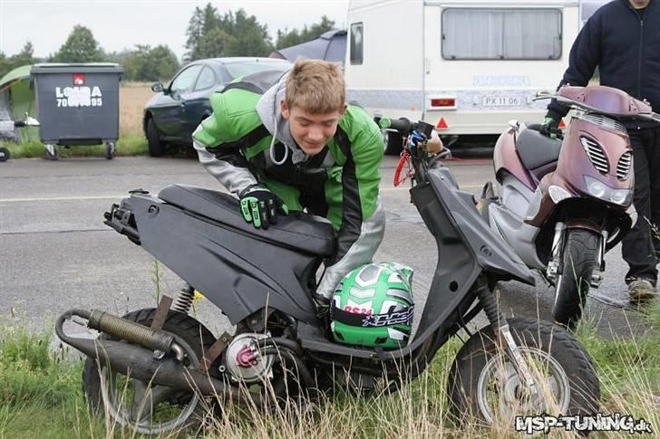 PGO hot 50 Lc Ophugget.. - det c16 falde sku af :) og så røg der sku lige yasuni z på billede 2