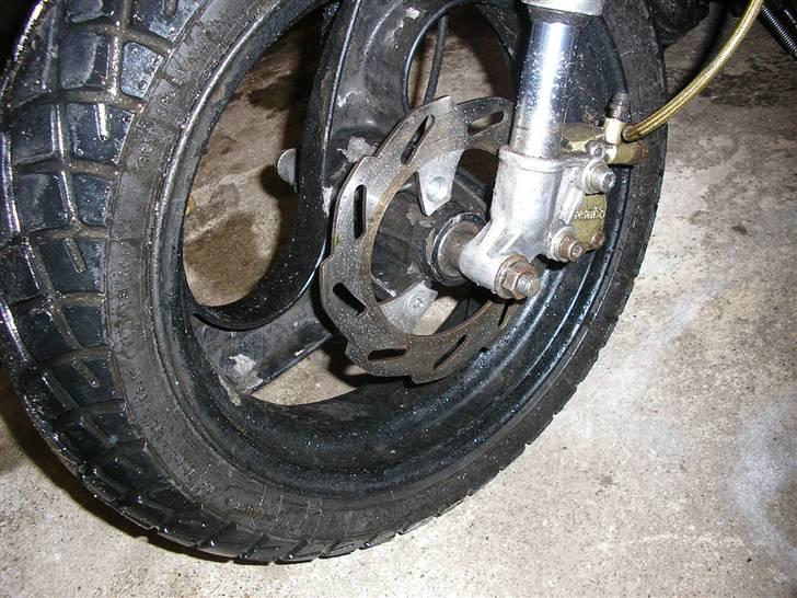 Piaggio typhoon R.I.P - mit fine Nrg fælg og bræmseskive samt race forgaffel. billede 3