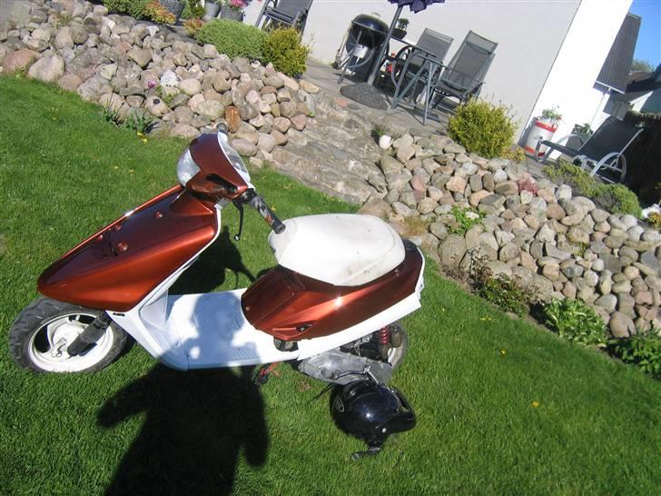 Yamaha jog ( solgt) billede 1