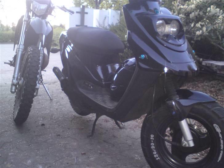 PGO HOT 50 billede 1