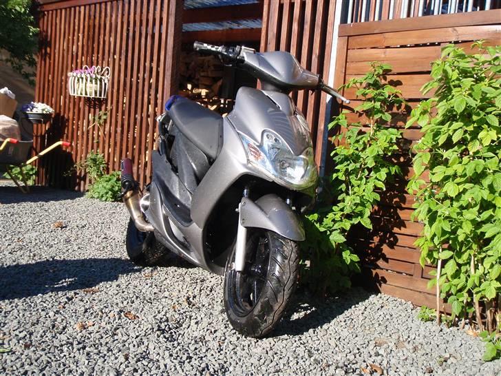 Yamaha JOG R - EVO AC  - SOLGT! billede 1