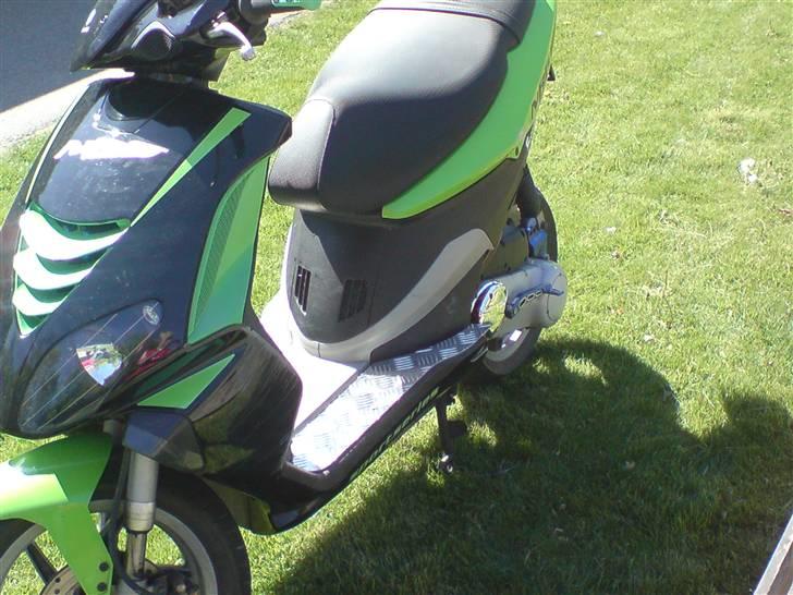 Piaggio NRG Power [SOLGT] billede 1