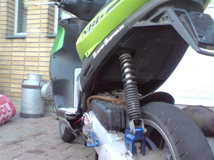 Piaggio NRG Power [SOLGT] - Frontgrillen billede 6