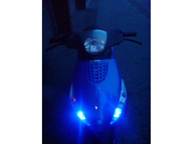 {{currentPhoto.altText}} billede {{currentPhoto.number}}