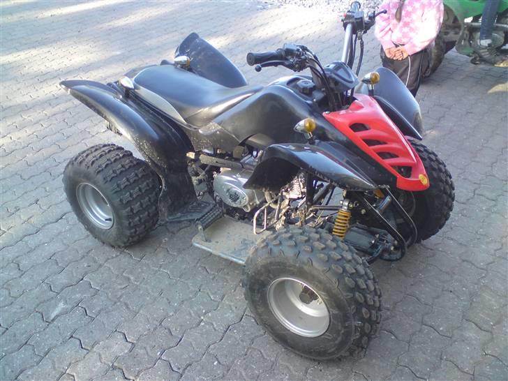Lifan ATV 110 ccm Billeder af scootere Uploaded af Benjamin Team Hiper2
