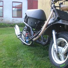 Aprilia Sonic Red top 