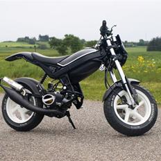 Suzuki Street Magic (SOLGT)