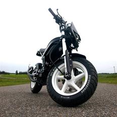 Suzuki Street Magic (SOLGT)