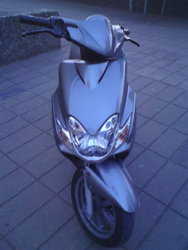 Yamaha JOG R - B Ý T T E T billede 7