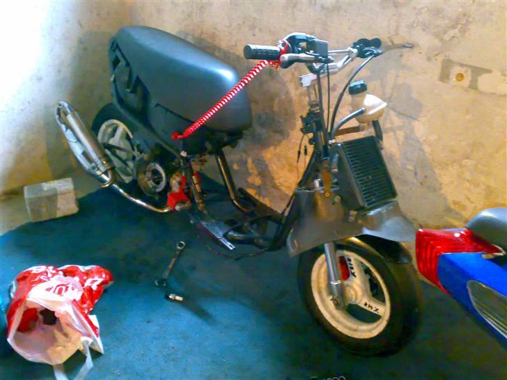 Aprilia Sonic Red top  billede 1