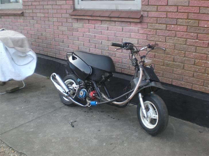 Aprilia Sonic Red top  billede 4