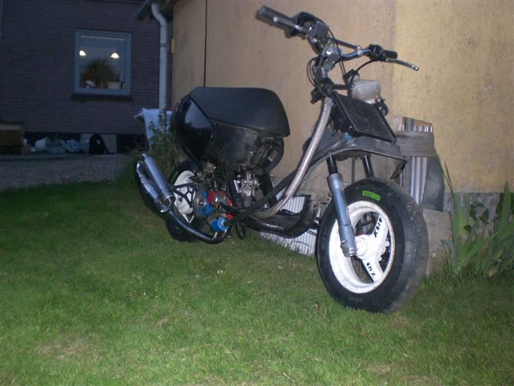 Aprilia Sonic Red top  billede 5