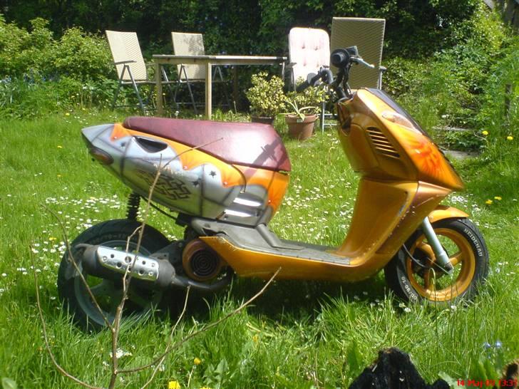 Aprilia Airbrush Sonic AC SOLGT - Har skjoldet til styret til at ligge :) billede 10