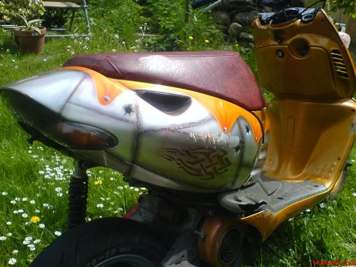 Aprilia Airbrush Sonic AC SOLGT - Har skjoldet til styret til at ligge :) billede 14