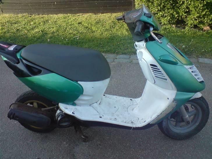 Aprilia sonic ac - er rustet lidt men får snart nye dele :P billede 2