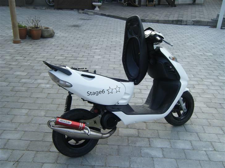 Aprilia Sonic White Edition billede 4