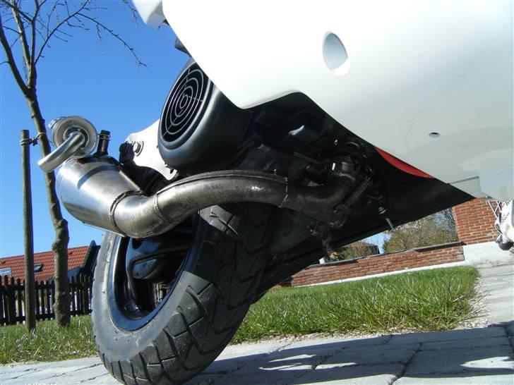 Aprilia Sonic White Edition billede 9