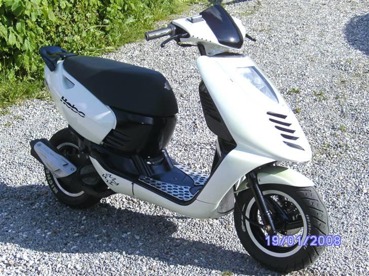 Aprilia Sonic - SOLGT | LÆKKER  billede 3