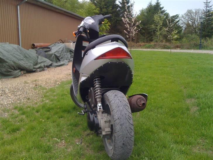 Suzuki Estilete billede 3