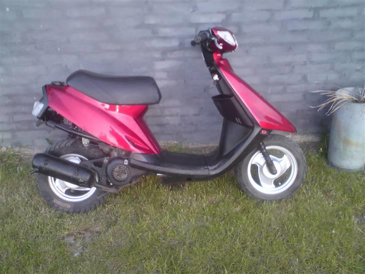 Yamaha Jog' AS BYTTET - Mangler stadig lidt hist og pist! ;D - men det kommer! :D billede 1