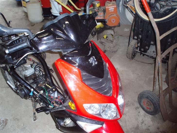 Peugeot Speedfight 2 AC - Lige da jeg havde købt den=). billede 1