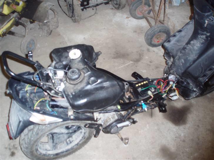 Peugeot Speedfight 2 AC - Lige da jeg havde købt den=). billede 2