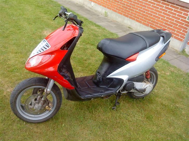 Piaggio nrg mc3 (solgt) billede 1