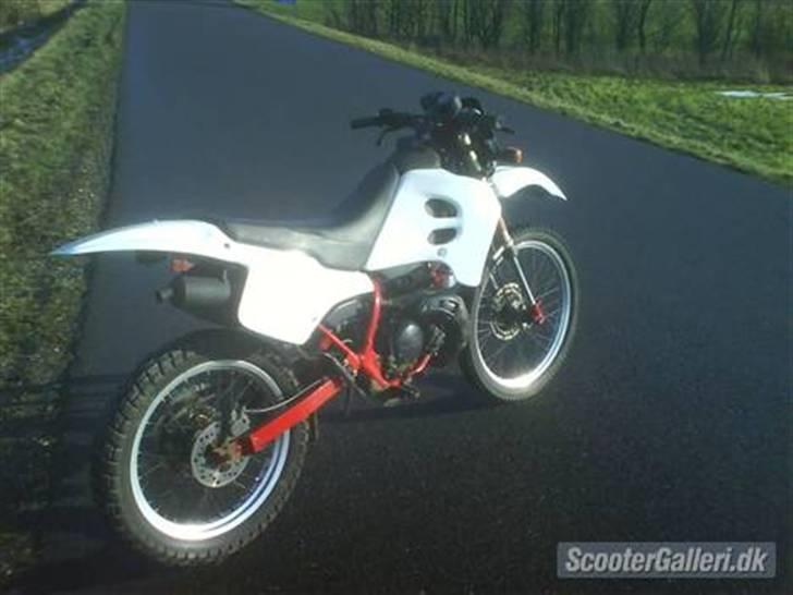 Suzuki RMX TOTALSKADET billede 1