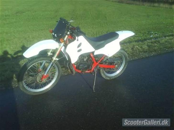 Suzuki RMX TOTALSKADET billede 4