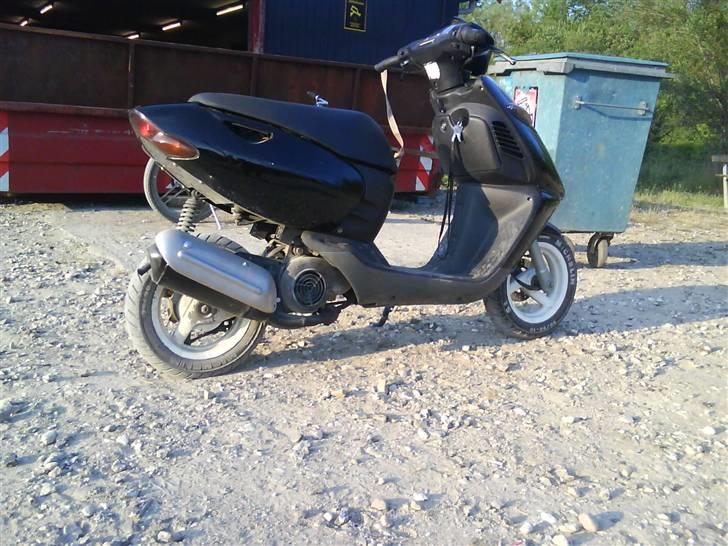 Aprilia sonic SOLGT billede 1