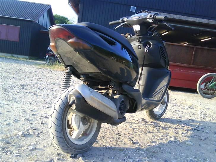 Aprilia sonic SOLGT billede 3