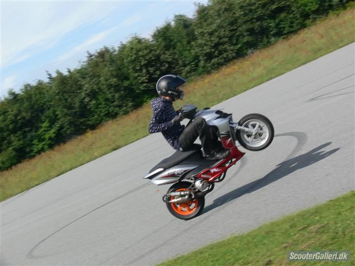 Yamaha jog rr 23,97hk solgt billede 1