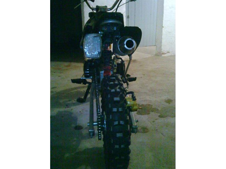 {{currentPhoto.altText}} billede {{currentPhoto.number}}