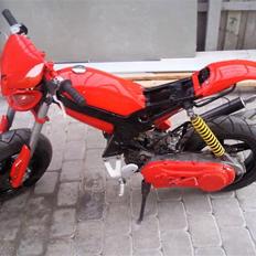 Suzuki streetrox solgt ;(