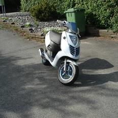 Aprilia sonic solgt