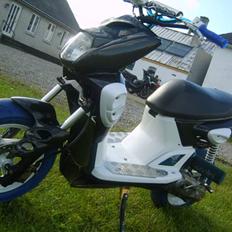 Yamaha Slider TILSALG