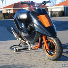 Yamaha Pata Negra Jog<3 Solgt