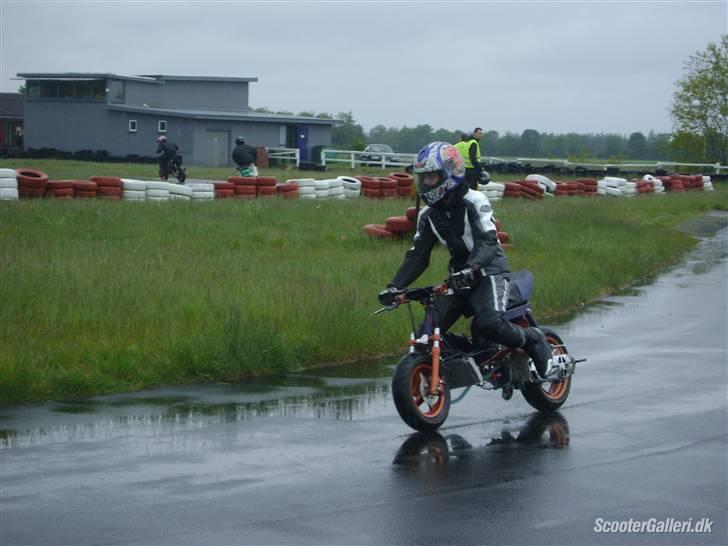 Suzuki fz50 Ts Solgt.. - Hsw bane kørsel. Våd bane :S billede 6