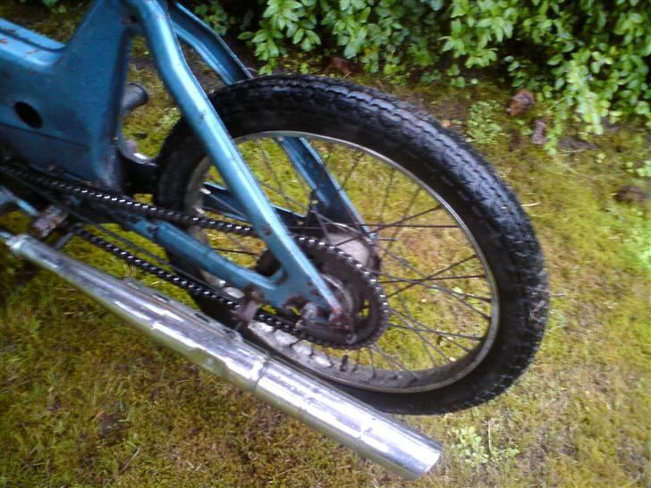 Puch E 50 !Projekt! *SOLGT* - Lige været ude og køre med nogle venner. billede 3